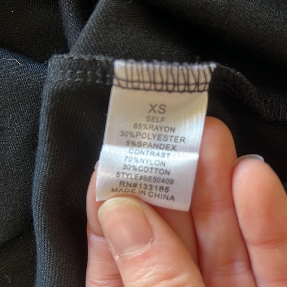 Francesca’s Black and Lace Dress in size XS - Picture 11 of 11